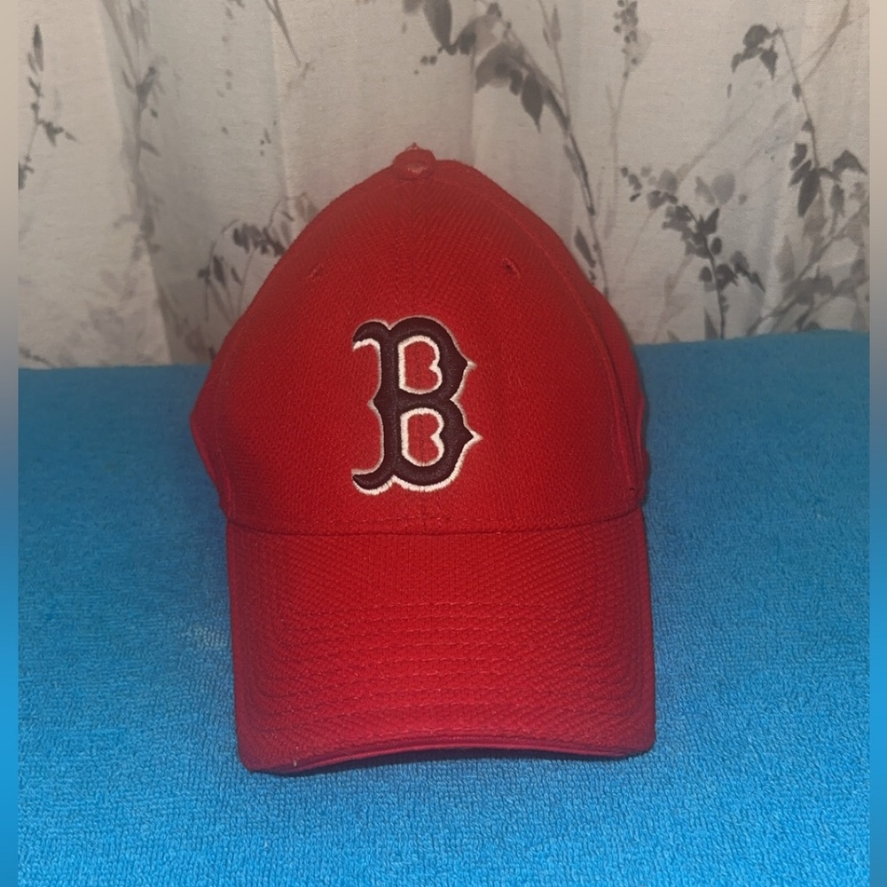 New Era Boston Red MLB Cap – Size S/M – Authentic Sticker –  Like NewCondition